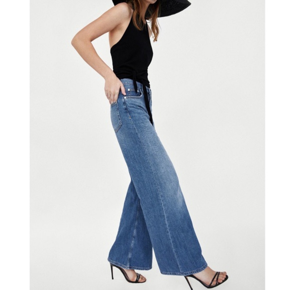 🎁Zara Flare high waisted Premium Jeans Malibu❤️ - Picture 1 of 6
